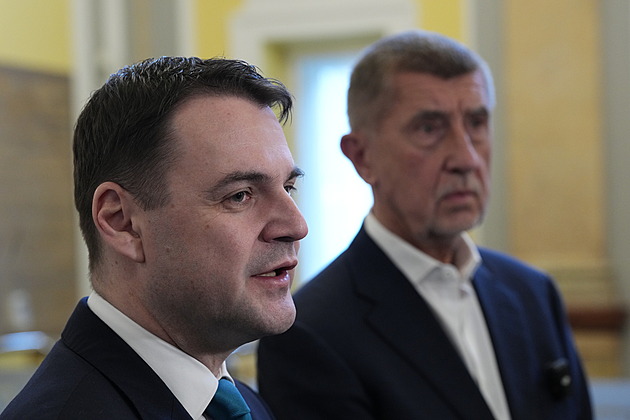 Systém Drozd funguje, ale je zastaralý. Babiš je dobrý mikromanažer, řekl Macinka