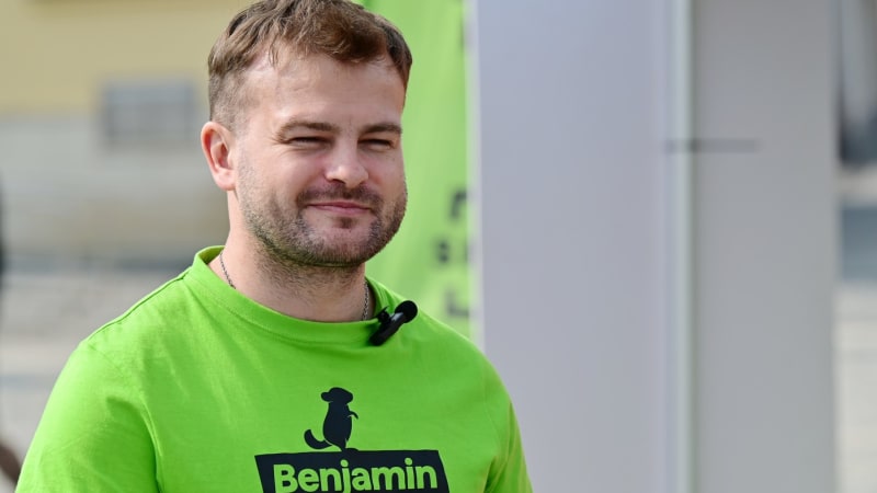 Výhody pro rodiny a změny v OSVČ. Lidovec Činčila chystá daňovou reformu a chce do vedení partaje