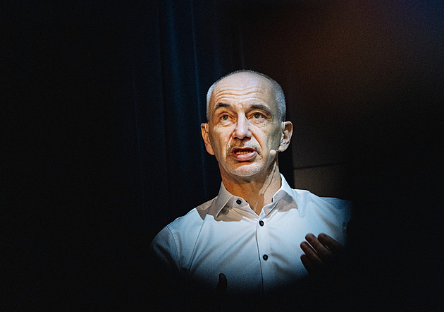 KOMENTÁŘ: Co s cenami pohonných hmot? Navrhuji kombinaci tří kroků, píše Kuba