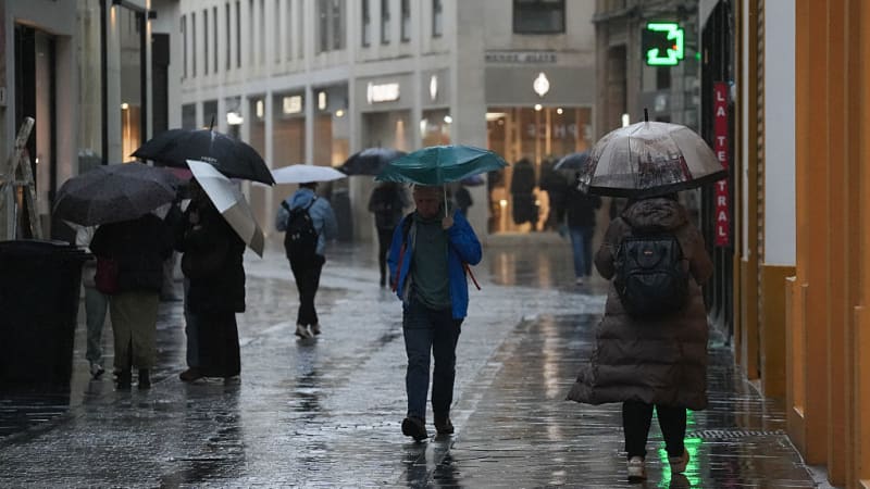 Českem prostupují první bouřky. RADAR ukazuje, kdy dorazí i k vám