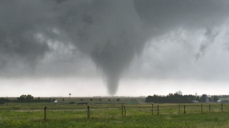 Tornádo v Česku? Na Jičínsku řádil vzdušný vír, ukazují fotky. Způsobil rozruch